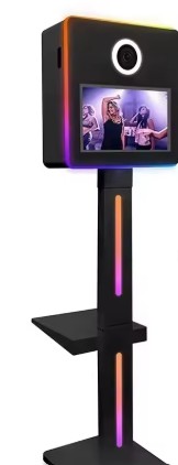 Borne photo Magic Mirror BornePhotoLyon, écran tactile 15,6 pouces